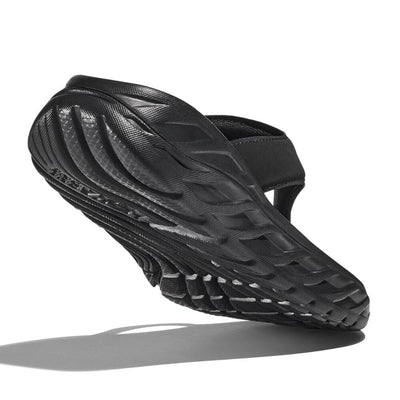 Hoka Women's Ora Recovery Flip - BlackToe Running#colour_black-dark-gull-gray