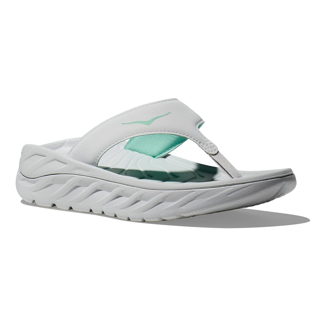 Hoka Women's Ora Recovery Flip - BlackToe Running#colour_cosmic-grey-seafoam