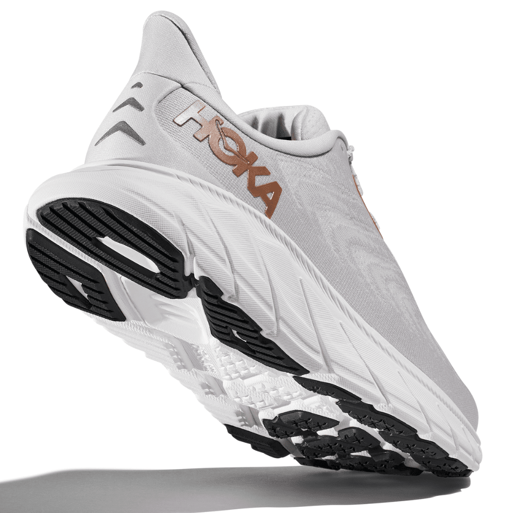 Hoka One One Women's Arahi 6 - BlackToe Running#colour_nimbus-cloud-rose-gold