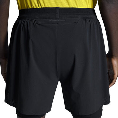 On Men's 5" Performance 2/1 Shorts - BlackToe Running#colour_black