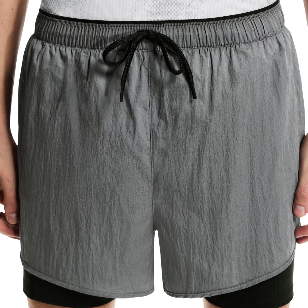 On Men's Performance Volt Shorts - BlackToe Running