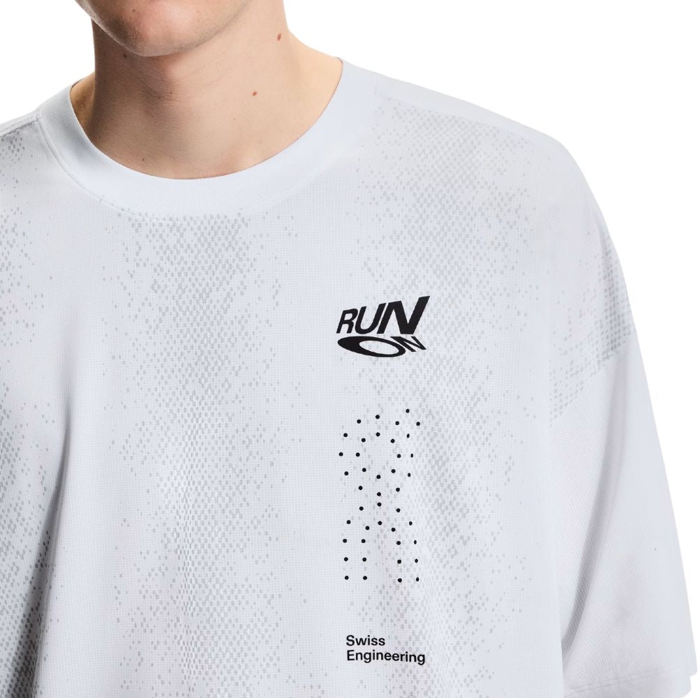 On Men's Performance Volt-Tee  - BlackToe Running