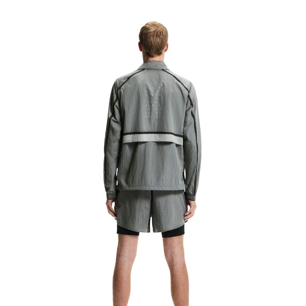 On Men's Performance Volt Jacket - BlackToe Running#colour_glacier