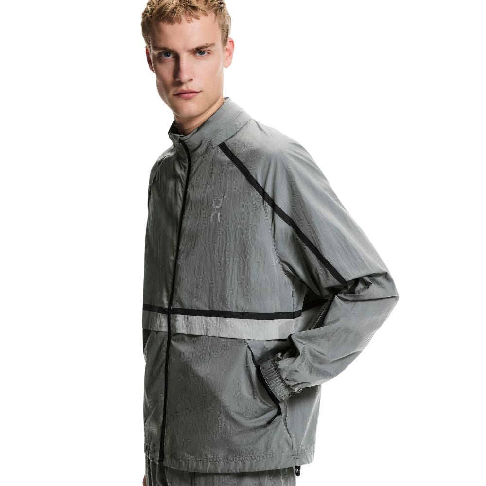 On Men's Performance Volt Jacket - BlackToe Running