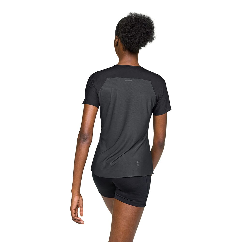 On Women's Performance Tee - BlackTore Running#colour_black-eclipse