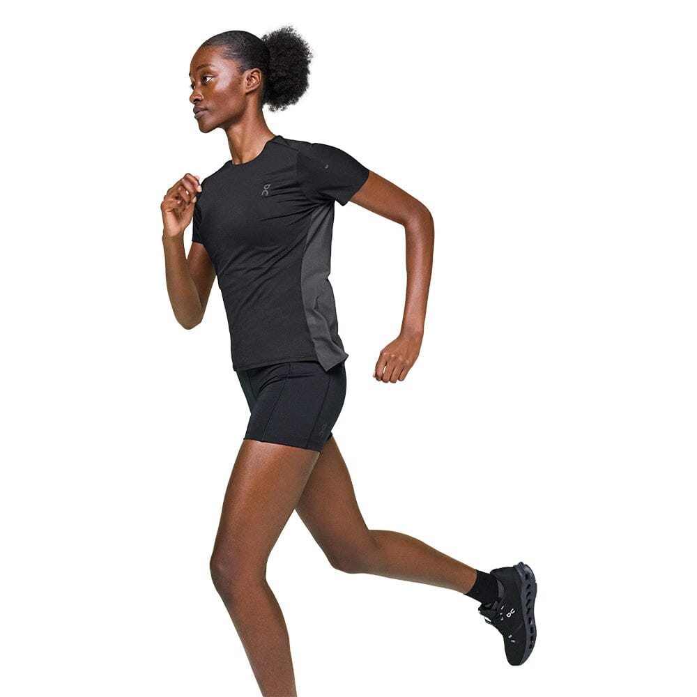 On Women's Performance Tee - BlackTore Running#colour_black-eclipse