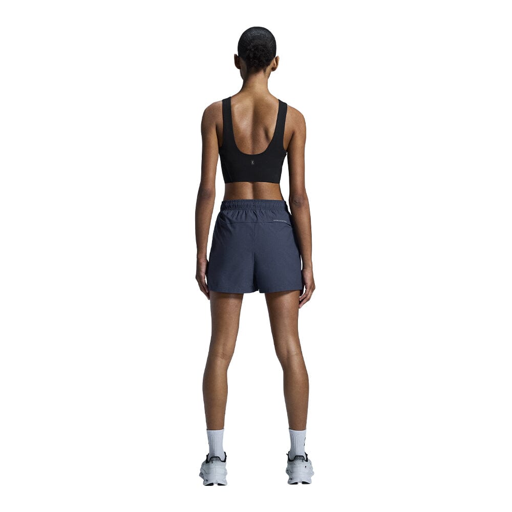 On Women's Core 2-In-1 Crop - BlackToe Running#colour_black
