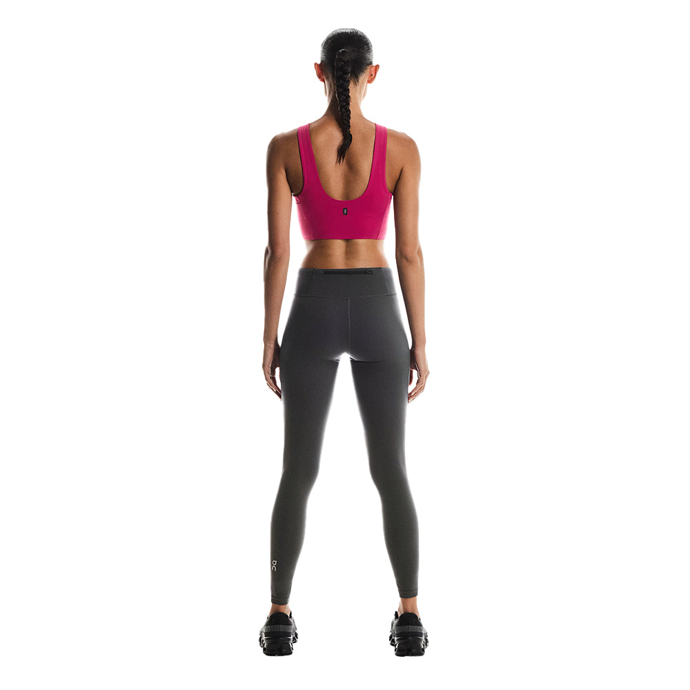On Women's Core 2-In-1 Crop - BlackToe Running#colour_grenadine