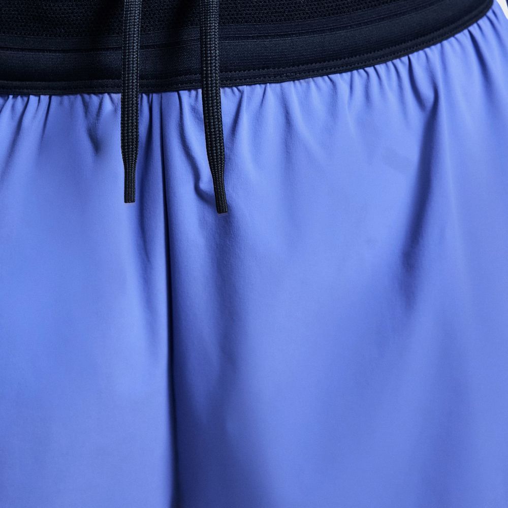 On Women's 3" Performance 2/1 Shorts - BlackToe Running#colour_sailor-navy