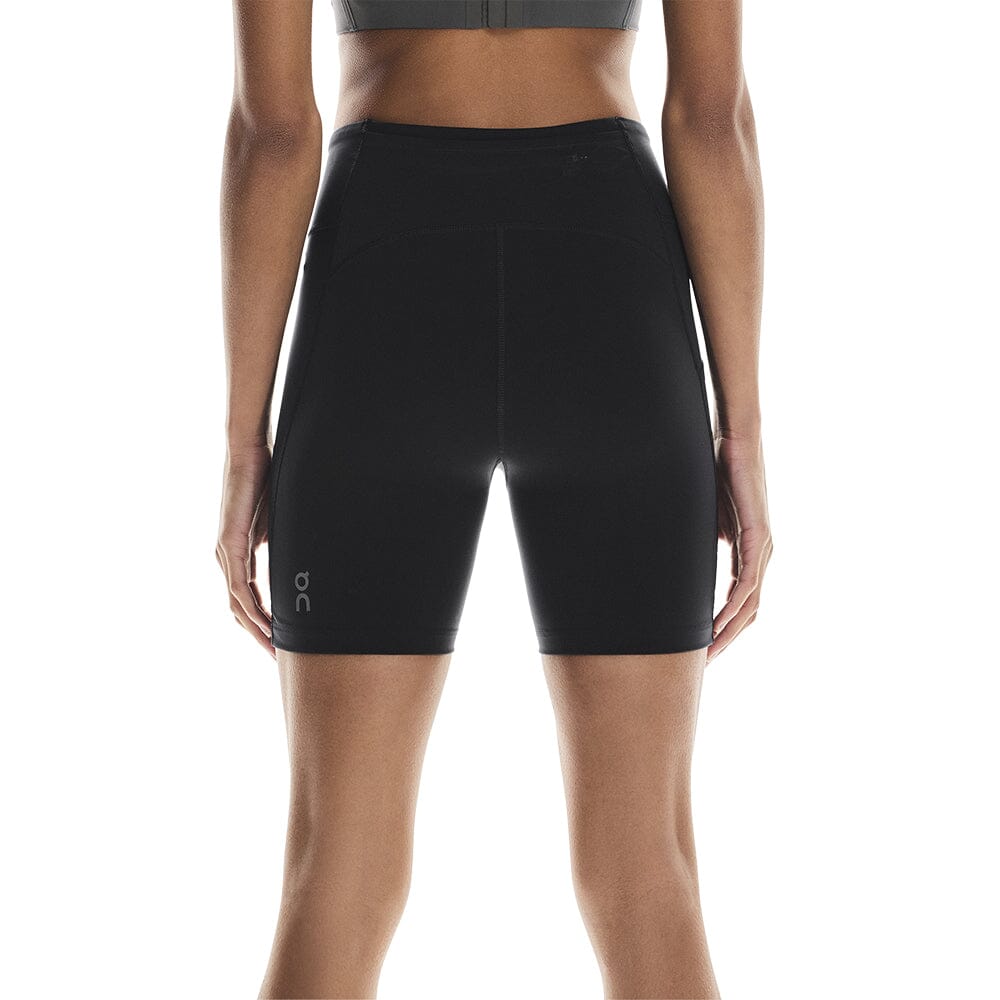 On Women's Performance Tights Short - BlackToe Running#colour_black