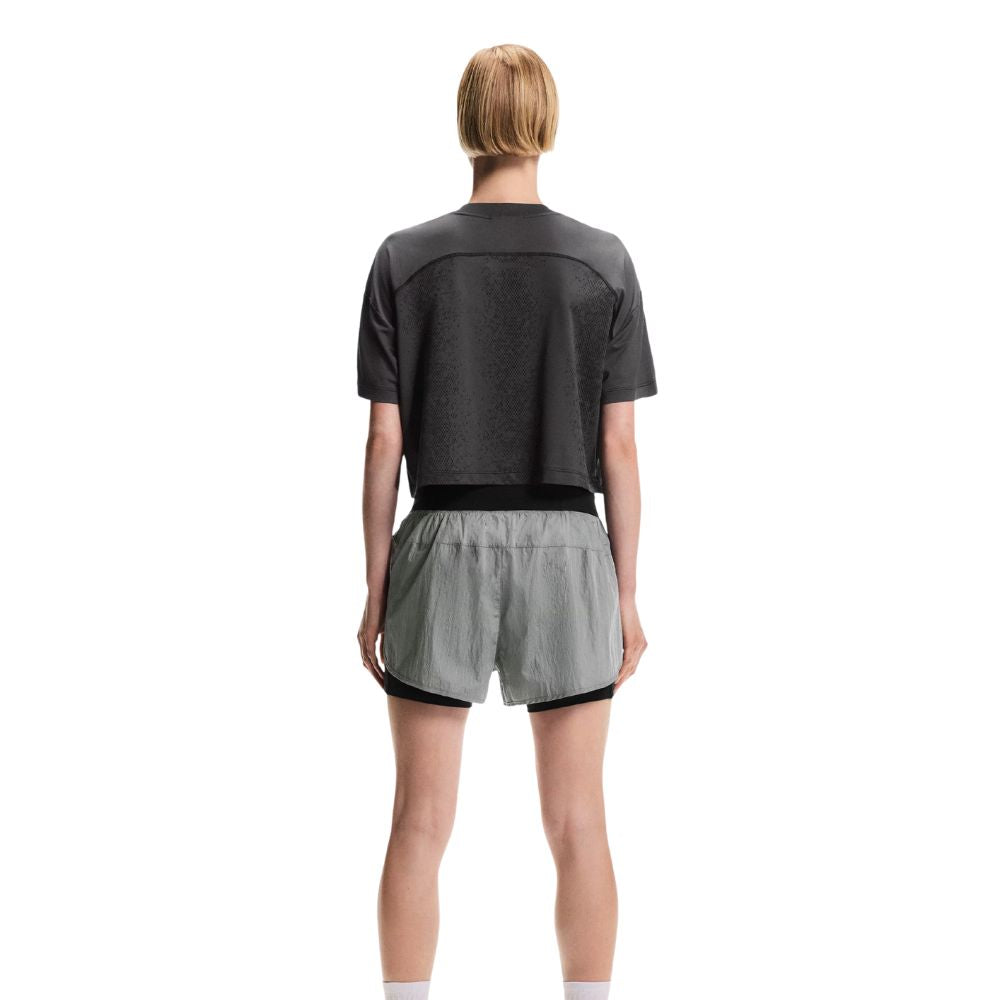On Performance Volt Shorts レディース S On Women's Performance Volt Shorts – BlackToe Running Inc.