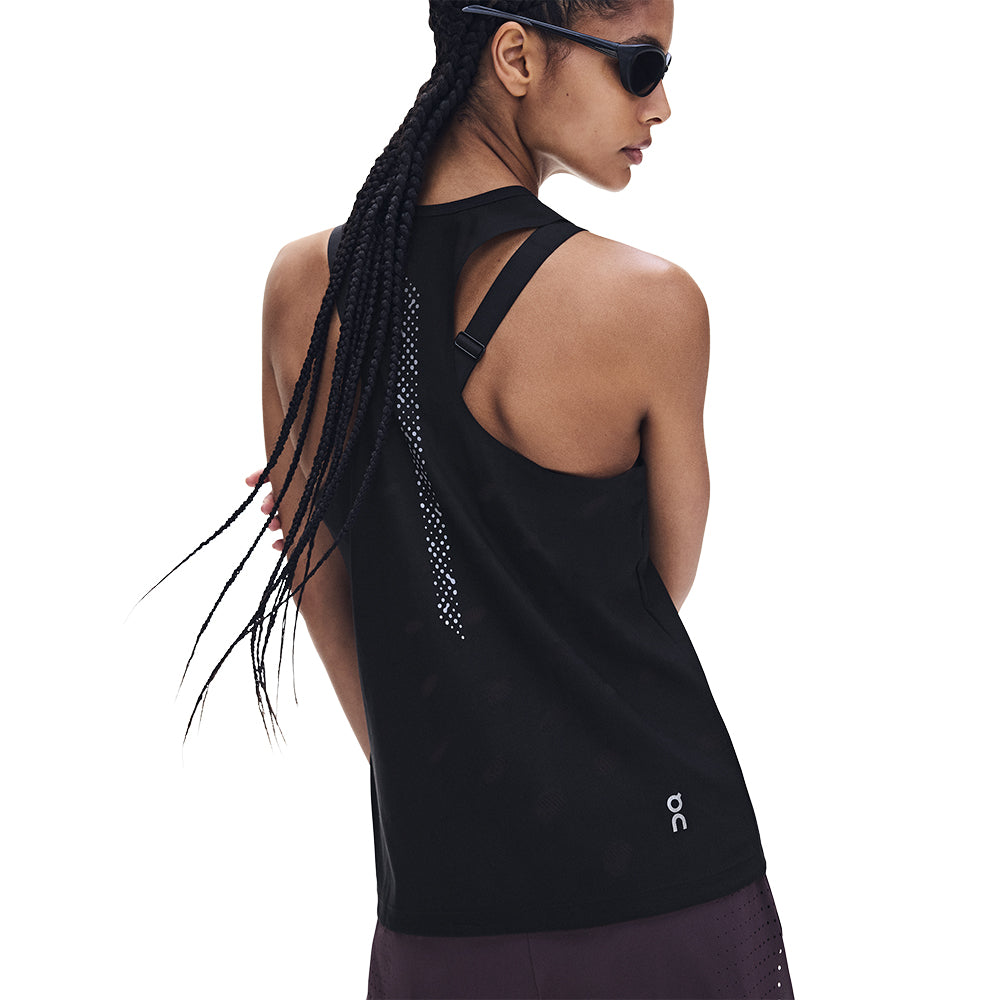 On Women's Zero Tank Breathe - BlackToe Running#colour_black