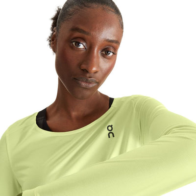 On Running Women's Performance Long-T Women's Tops - BlackToe Running#colour_hay