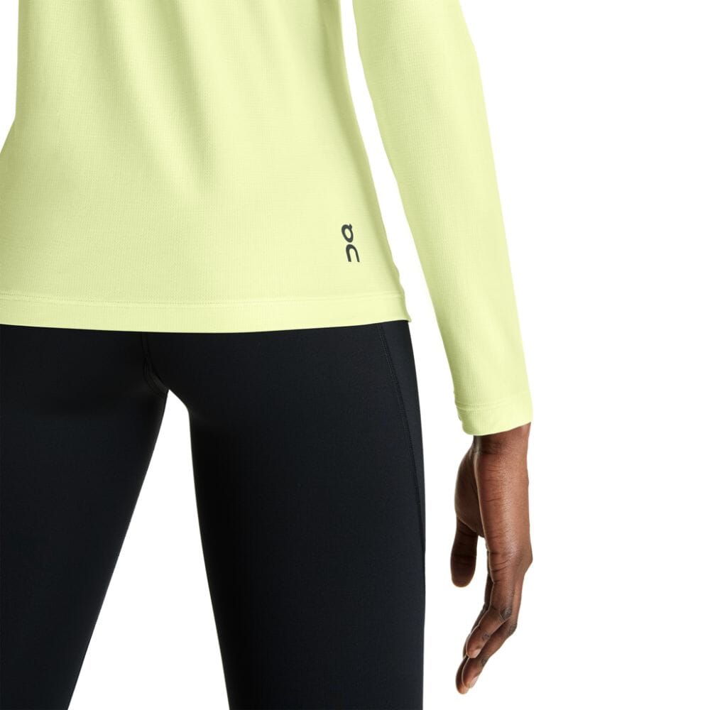 On Running Women's Performance Long-T Women's Tops - BlackToe Running#colour_hay