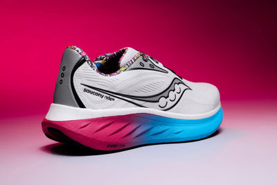 Saucony Women's Ride 18 - Keith Haring Love Capsule Women's Shoes - BlackToe Running - 