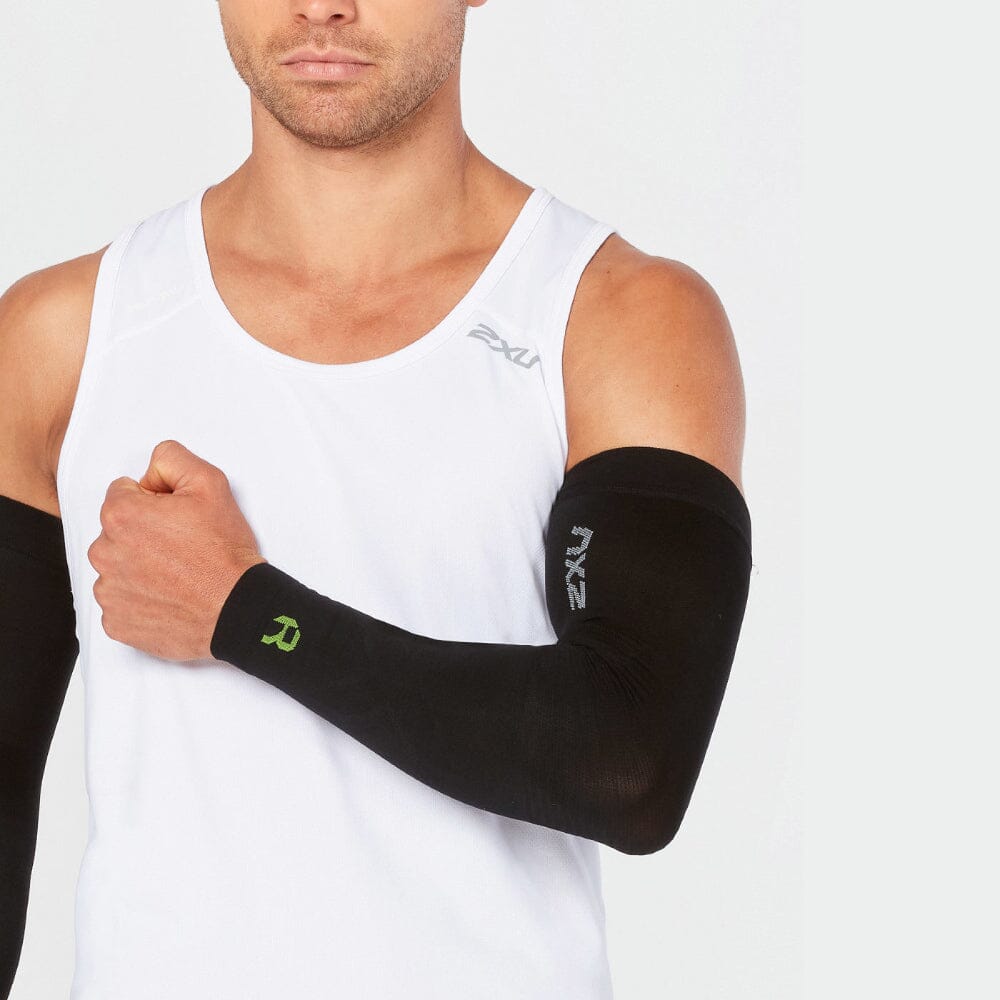 2XU Recovery Flex Arm Sleeves - BlackToe Running