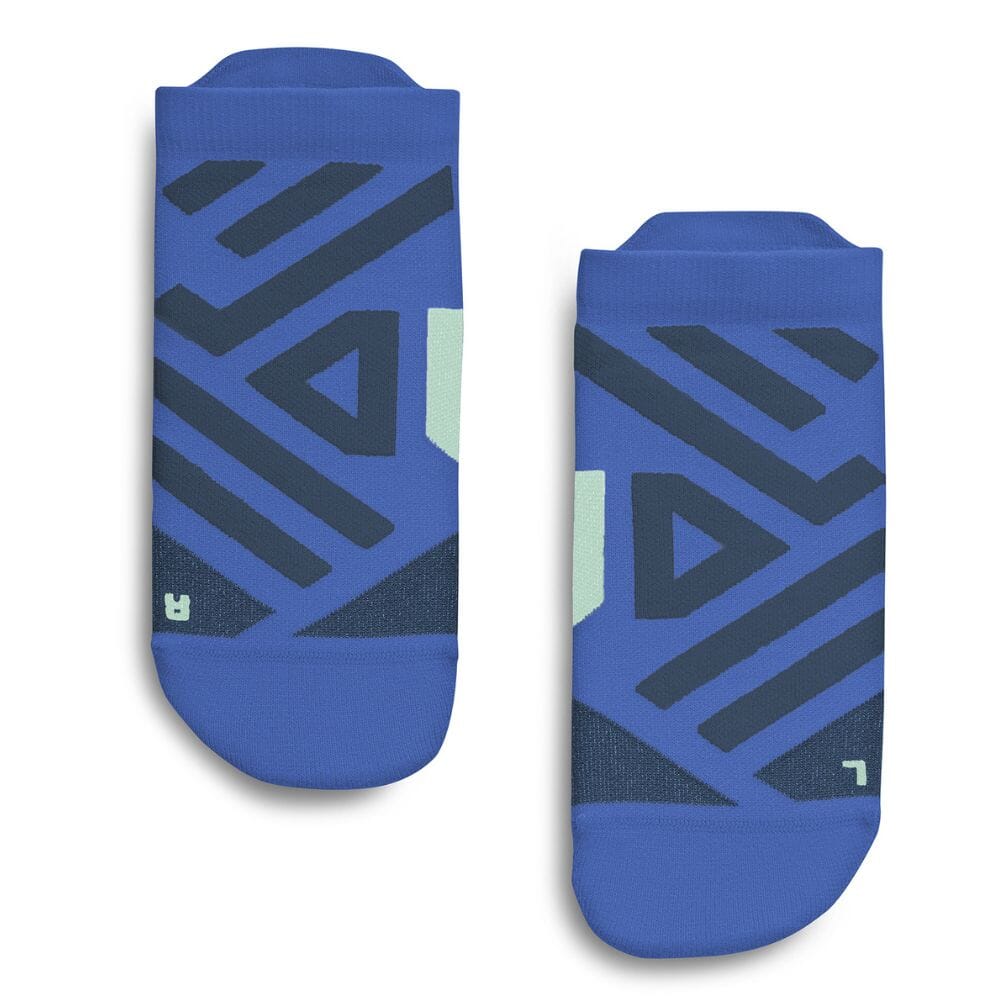On Men's Performance Ultralight Cushion Tab Socks - BlackToe Running#colour_cobalt-denim