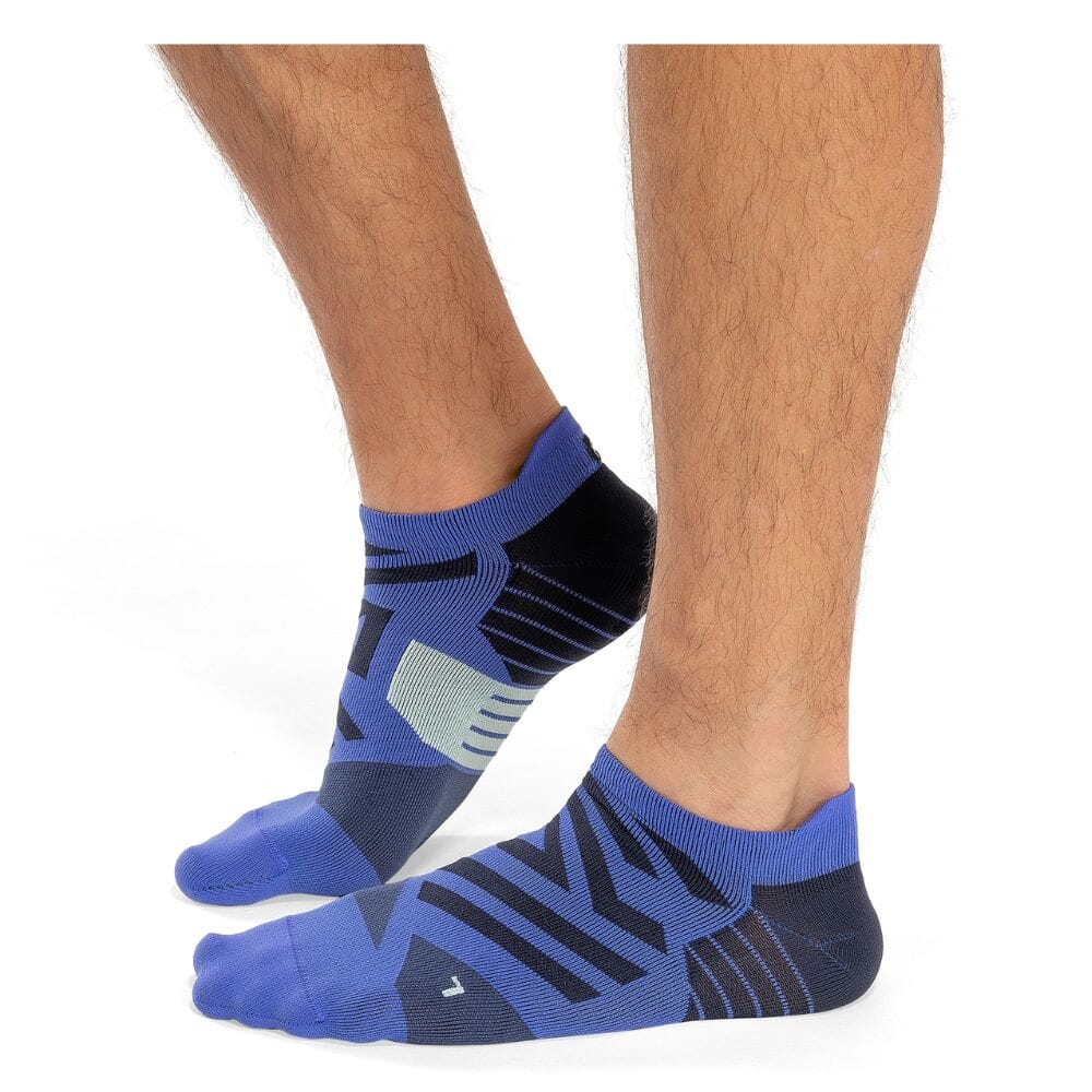 On Men's Performance Ultralight Cushion Tab Socks - BlackToe Running#colour_cobalt-denim