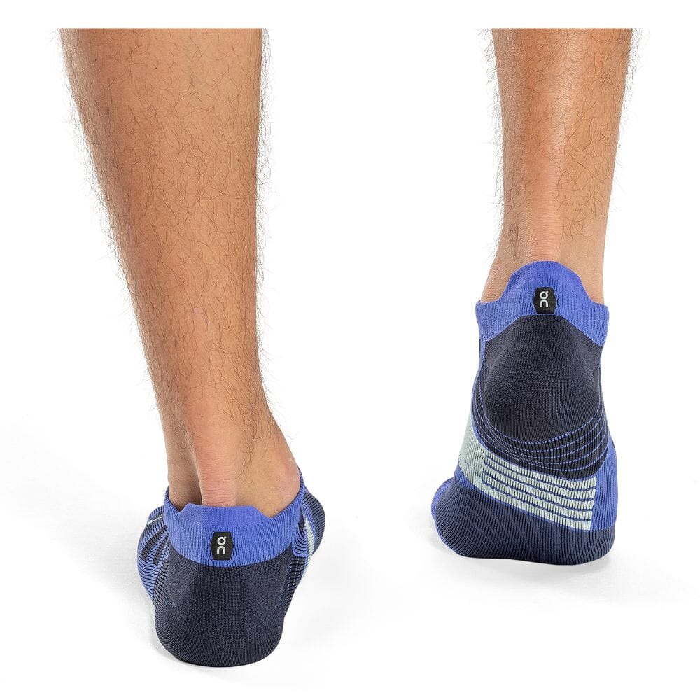 On Men's Performance Ultralight Cushion Tab Socks - BlackToe Running