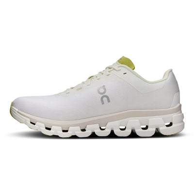On Women's Cloudflow 4 - BlackToe Running#colour_white-sand