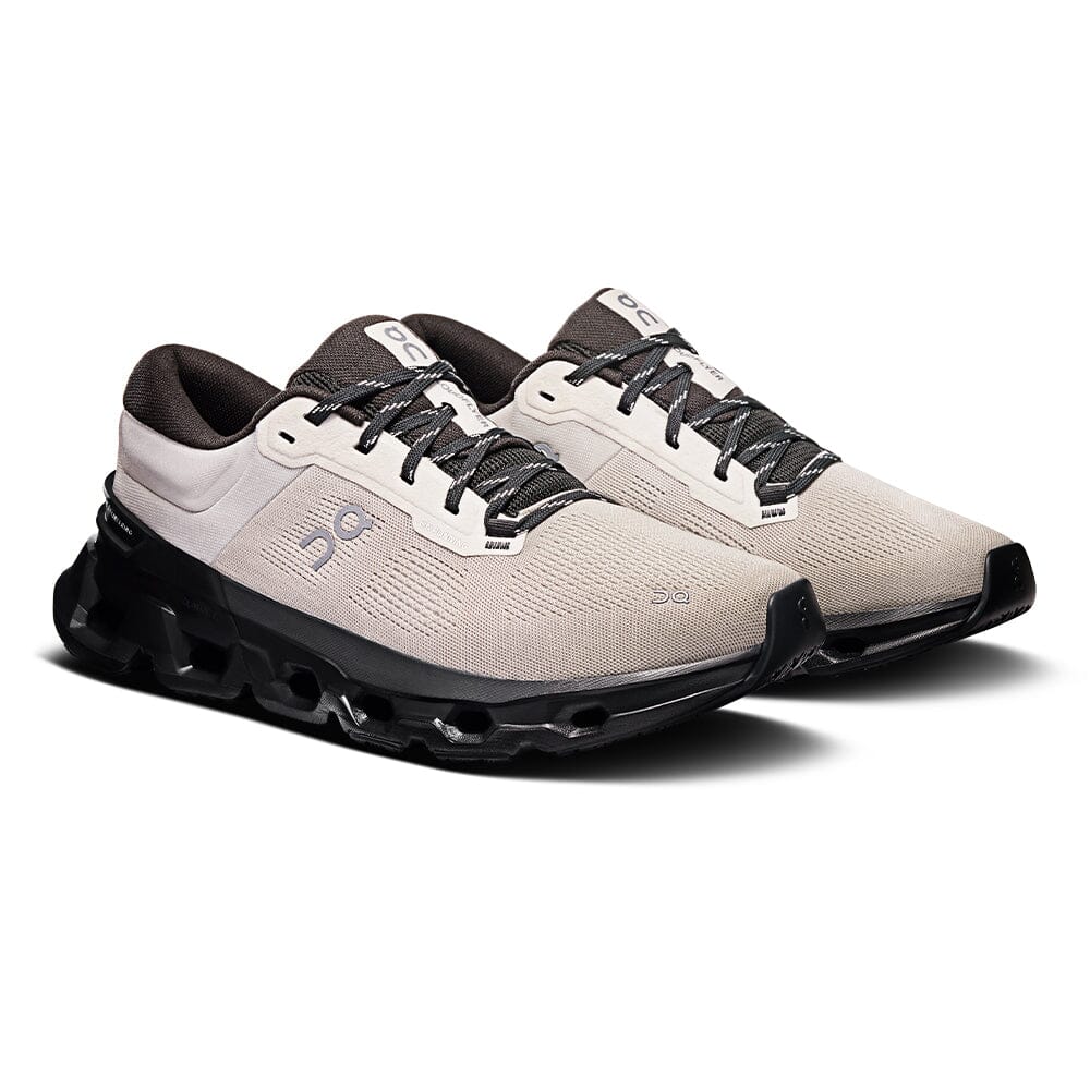 On Men's Cloudflyer 5 - BlackToe Running#colour_wolf-black