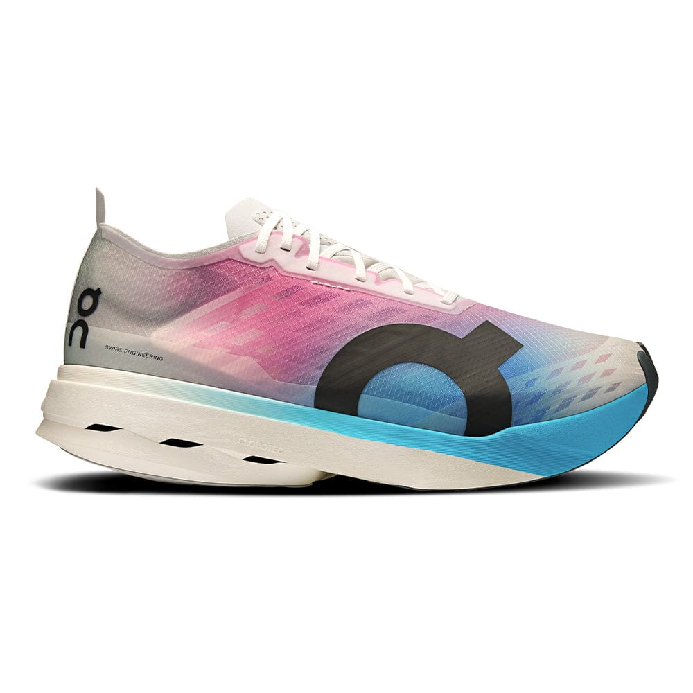 On Men's Cloudboom Strike - BlackToe Running