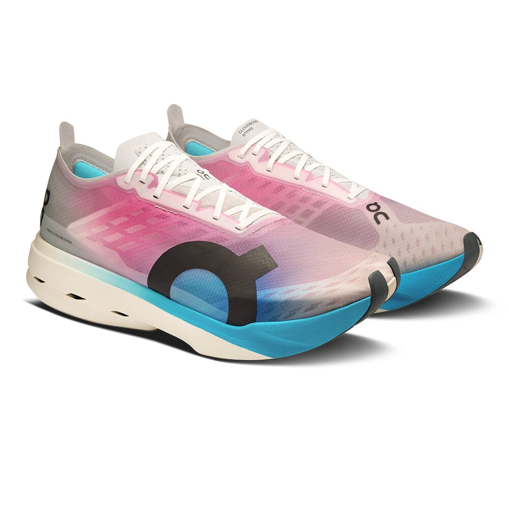 On Men's Cloudboom Strike - BlackToe Running