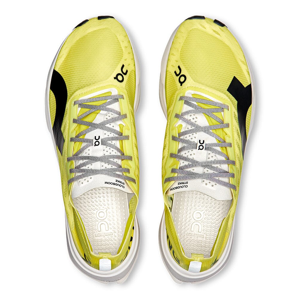 On Men's Cloudboom Strike - BlackToe Running#colour_limelight-wolf