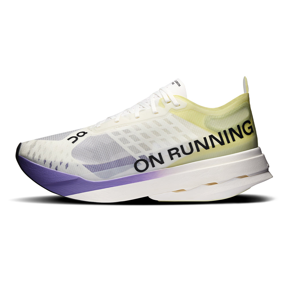 On Men's Cloudboom Strike – BlackToe Running Inc.