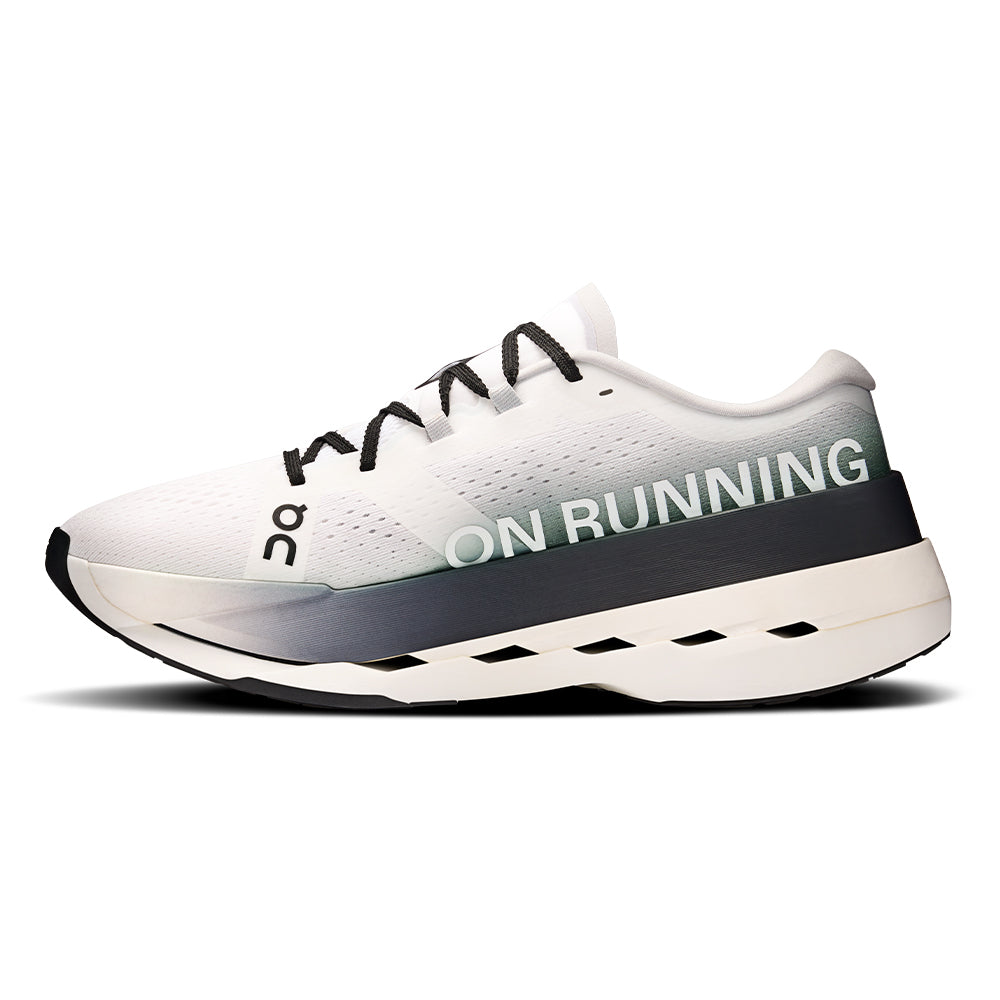 On Men's Cloudboom Max - BlackToe Running#colour_white-black