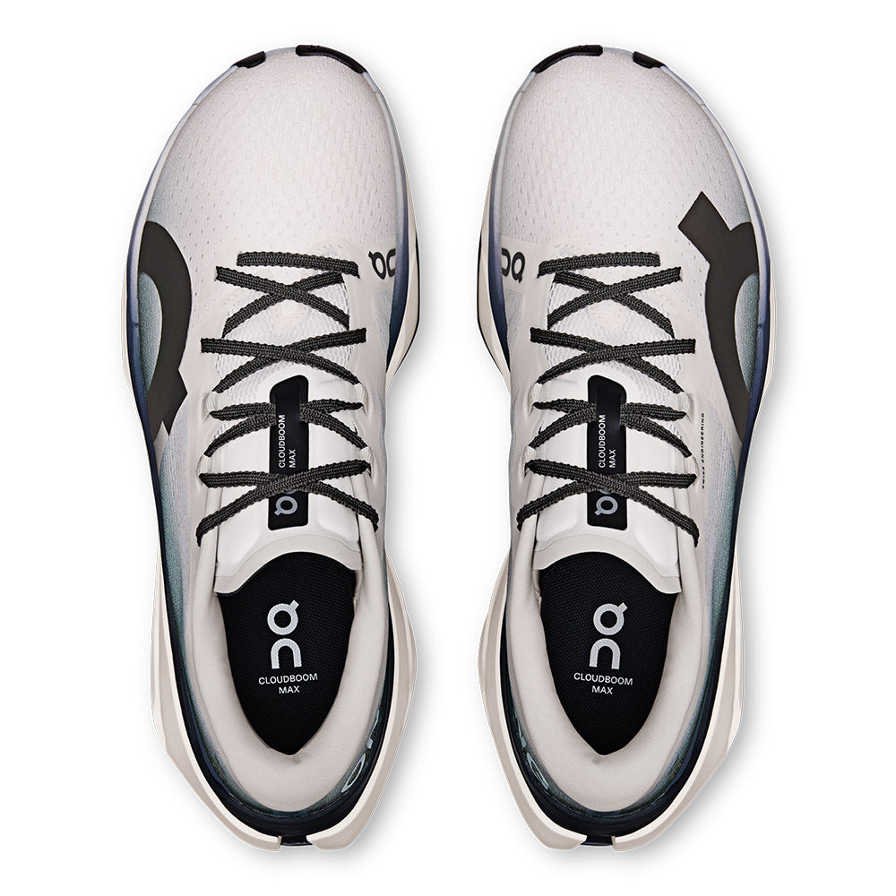 On Men's Cloudboom Max - BlackToe Running#colour_white-black