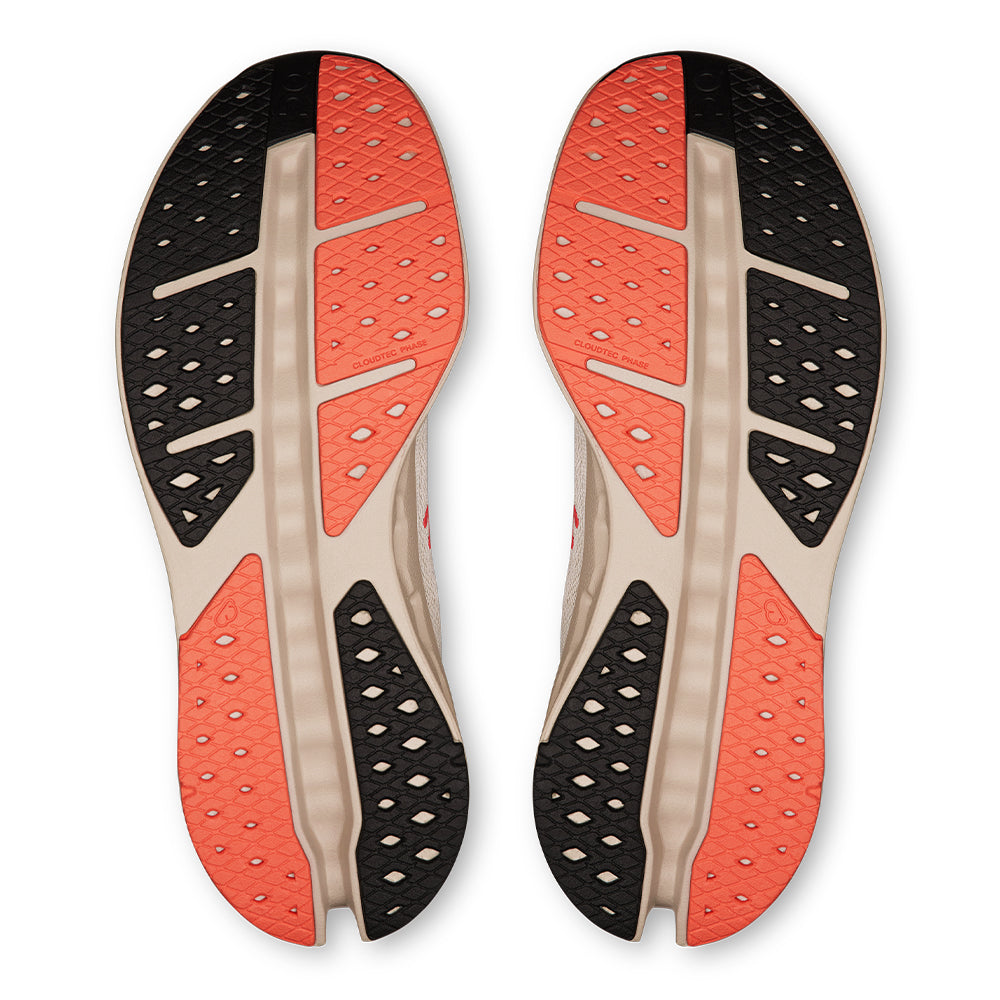 On Men's Cloudsurfer Max - BlackToe Running#colour_ivory-salmon