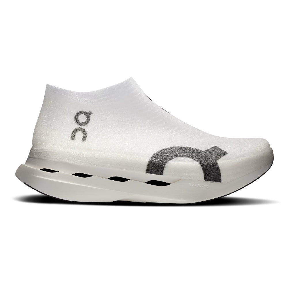 On Cloudboom Strike LS - BlackToe Running