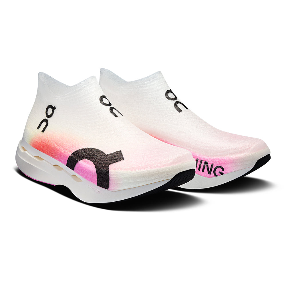 On Cloudboom Strike LS - BlackToe Running#colour_white-raspberry