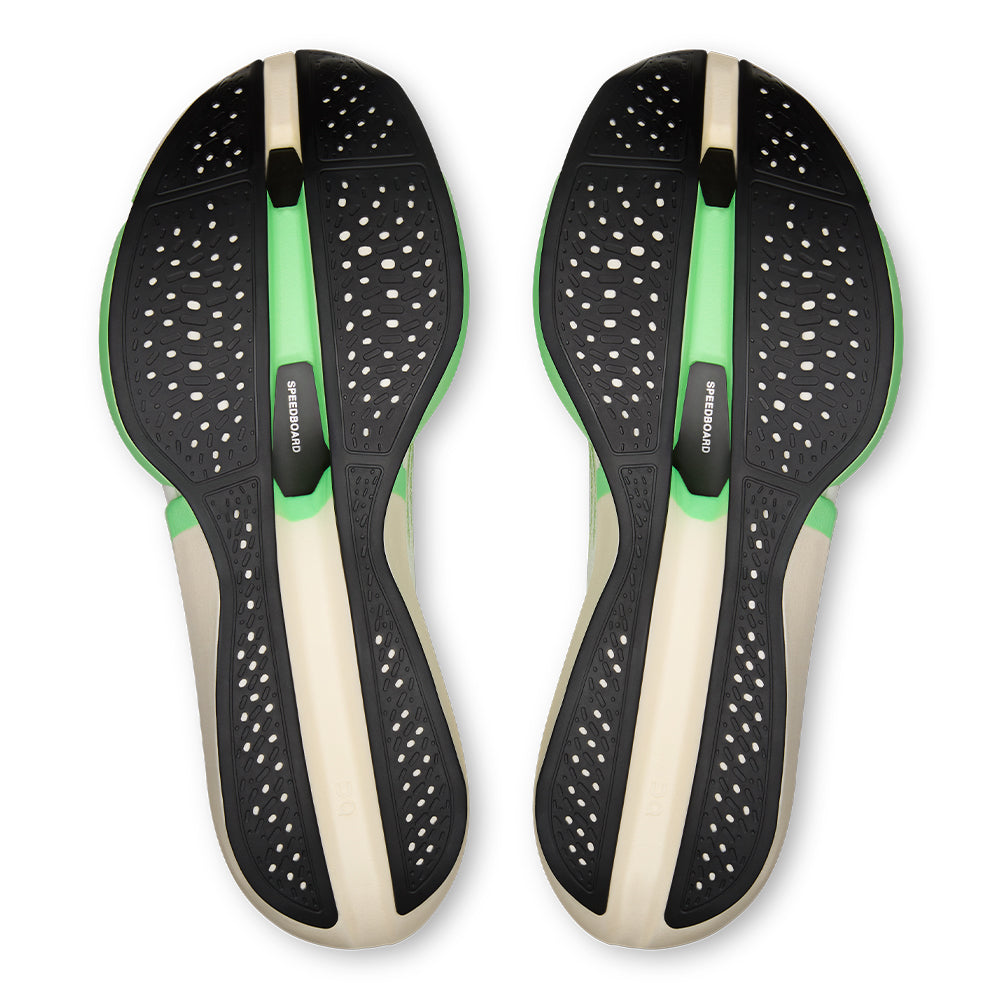 On Cloudboom Strike 2 LS - BlackToe Running