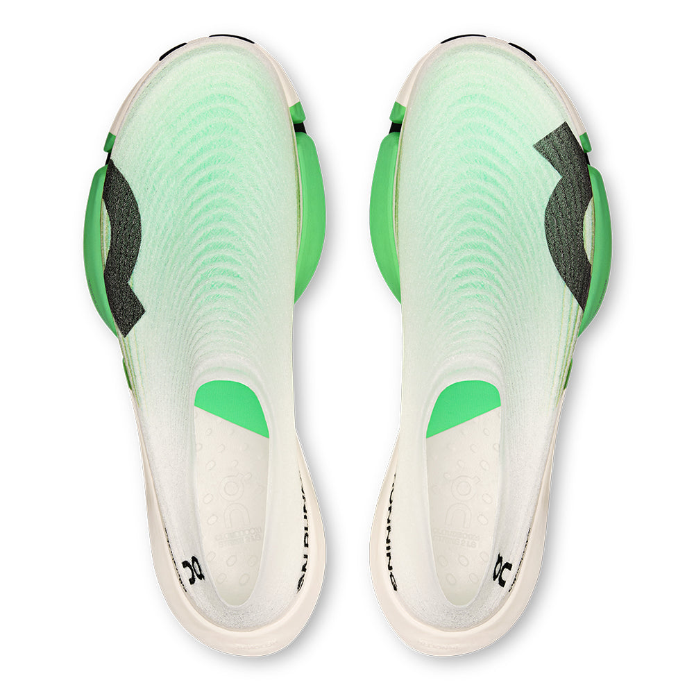 On Cloudboom Strike 2 LS - BlackToe Running