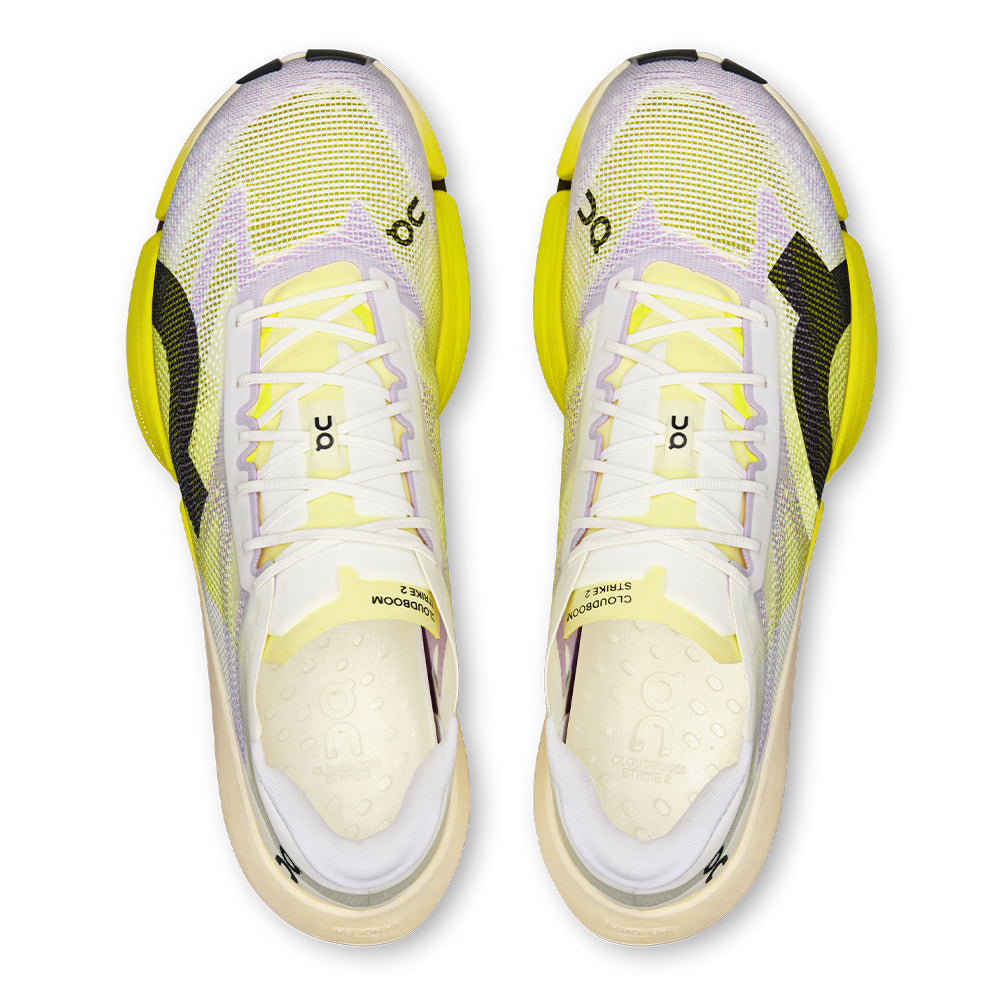 On Cloudboom Strike 2 - BlackToe Running#colour_white-lime