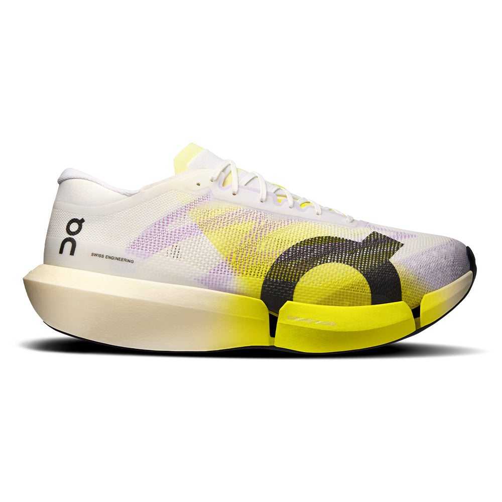 On Cloudboom Strike 2 - BlackToe Running#colour_white-lime
