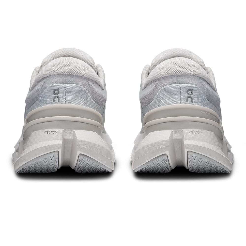 On Women's Cloudflyer 5 - BlackToe Running#colour_glacier-wolf