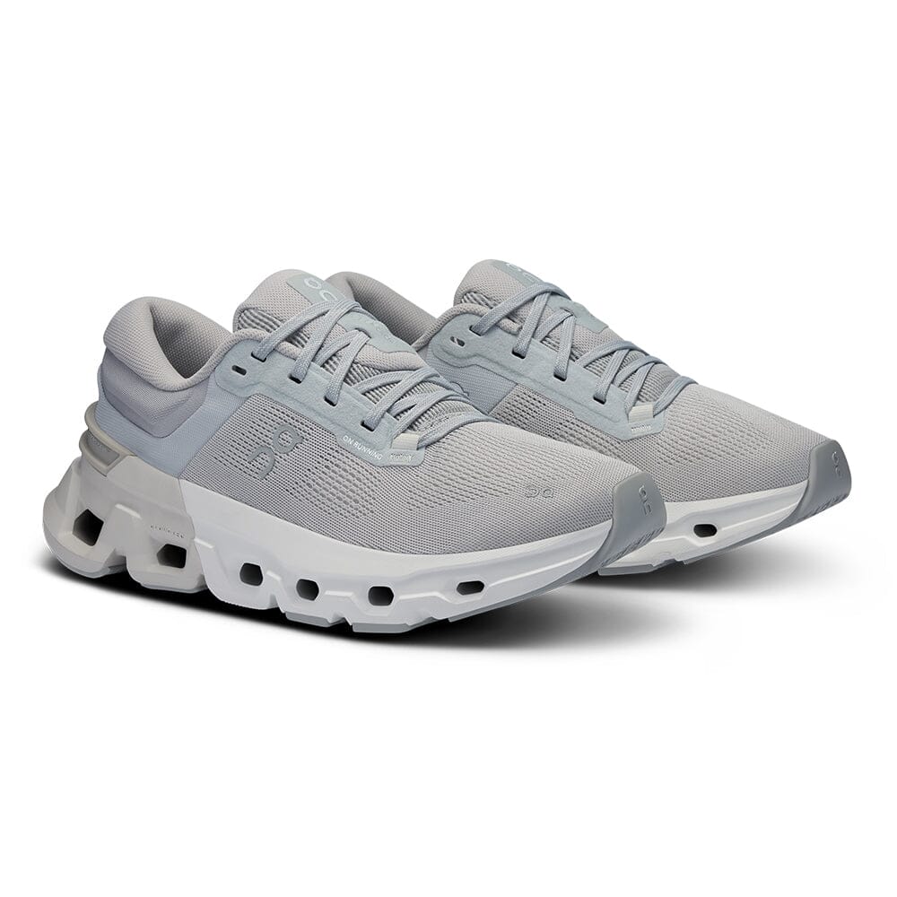 On Women's Cloudflyer 5 - BlackToe Running#colour_glacier-wolf