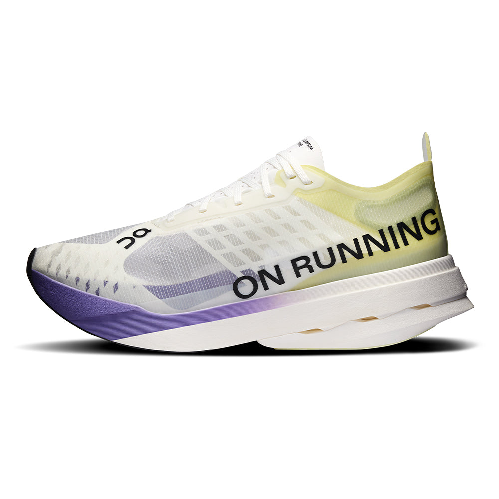 On Women's Cloudboom Strike – BlackToe Running Inc.