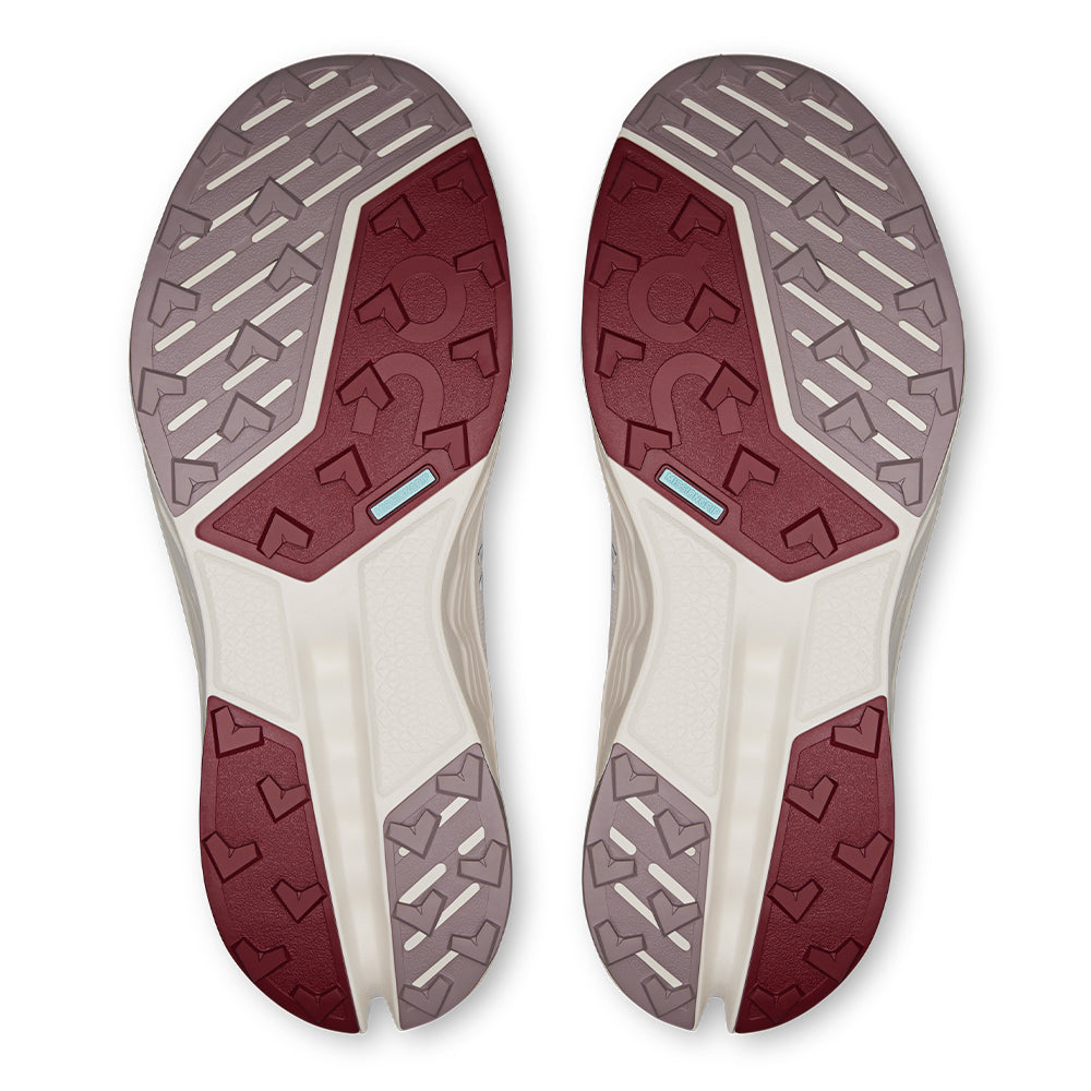 On Women's Cloudsurfer Trail 2 - BlackToe Running#colour_lily-gardenia