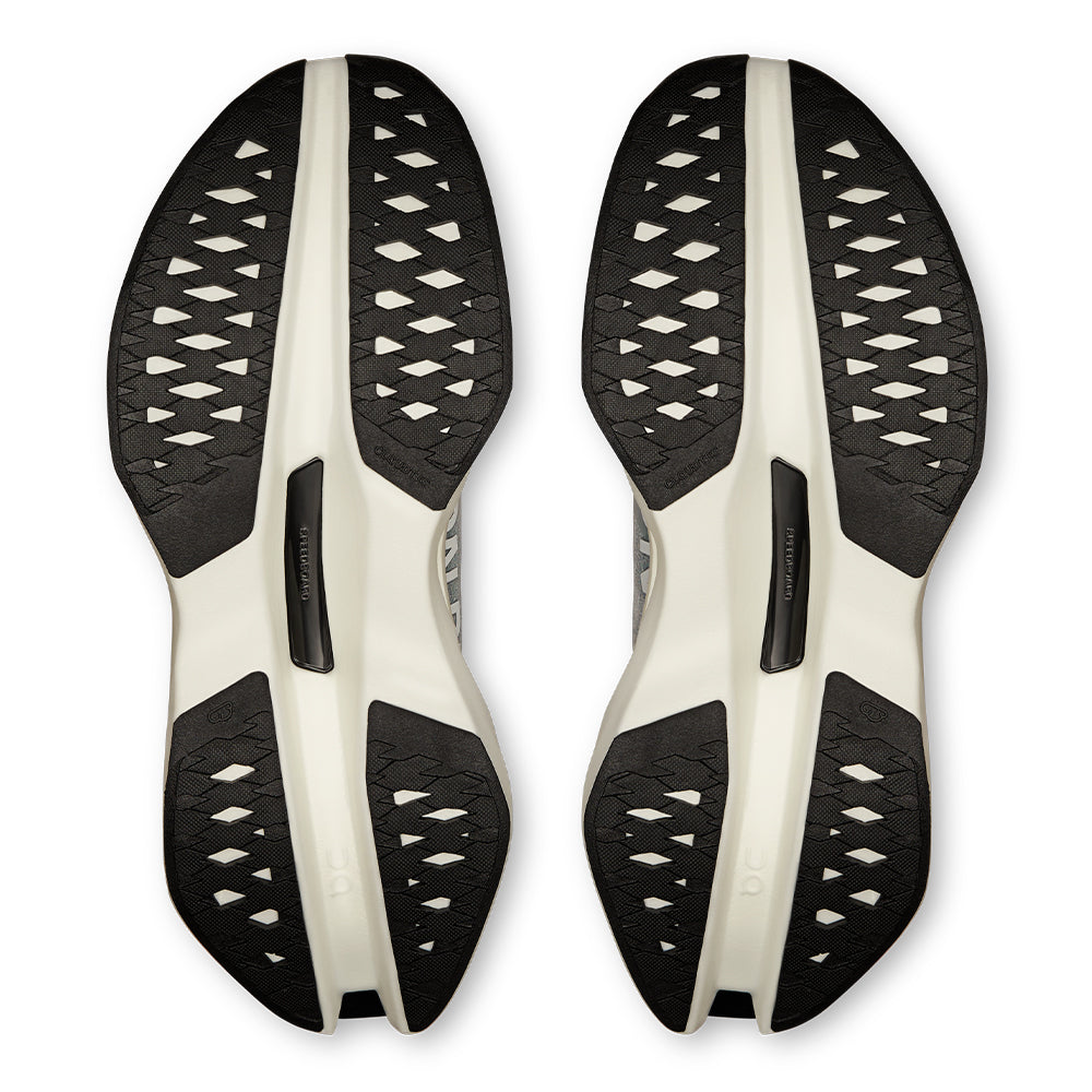 On Women's Cloudboom Max - BlackToe Running#colour_white-black