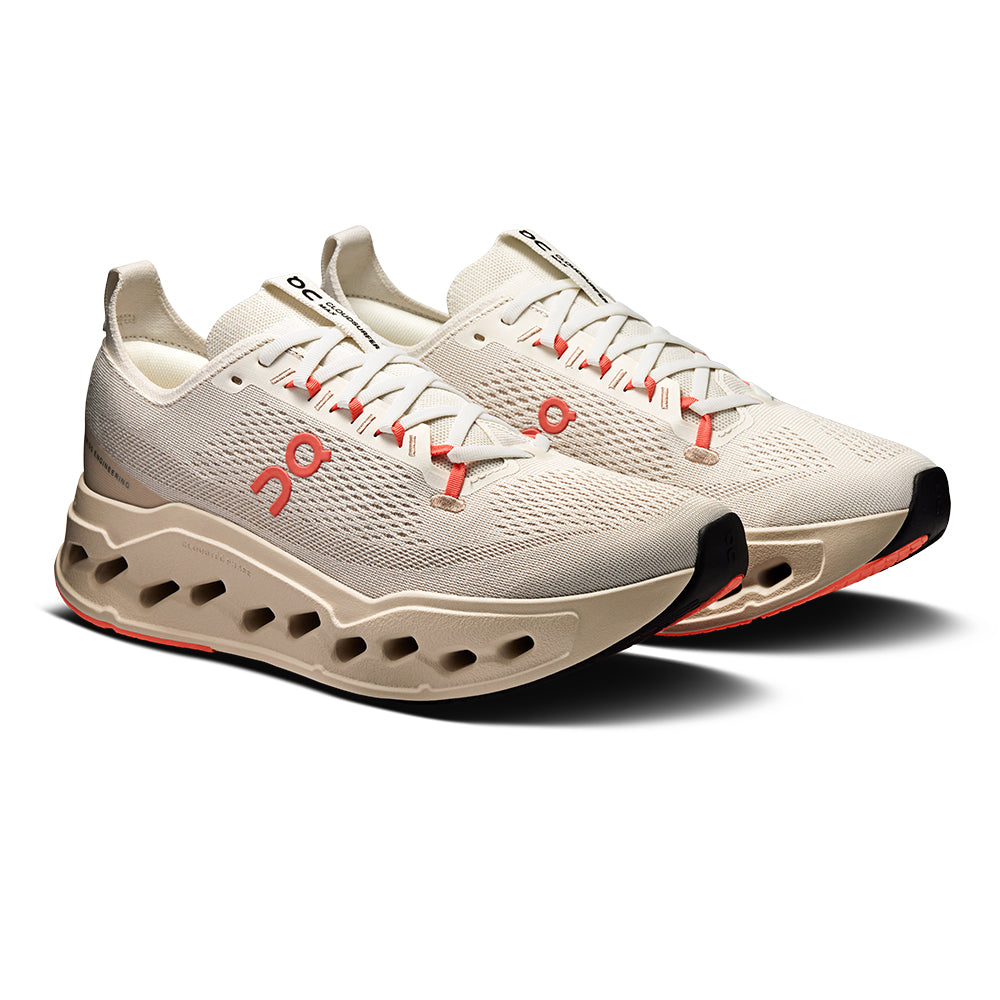 On Women's Cloudsurfer Max - BlackToe Running#colour_ivory-salmon