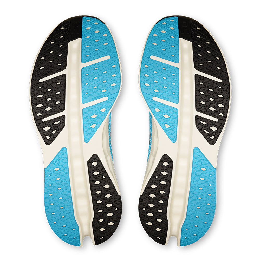 On Women's Cloudsurfer Max - BlackToe Running#colour_horizon-ivory