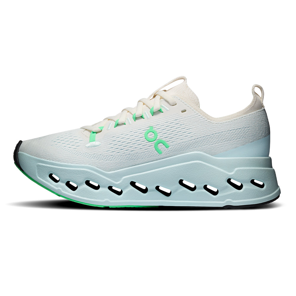 On Women's Cloudsurfer Max - BlackToe Running
