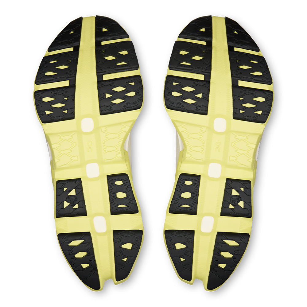 On Women's Cloudmonster 3 Hyper - BlackToe Running#colour_lily-limelight