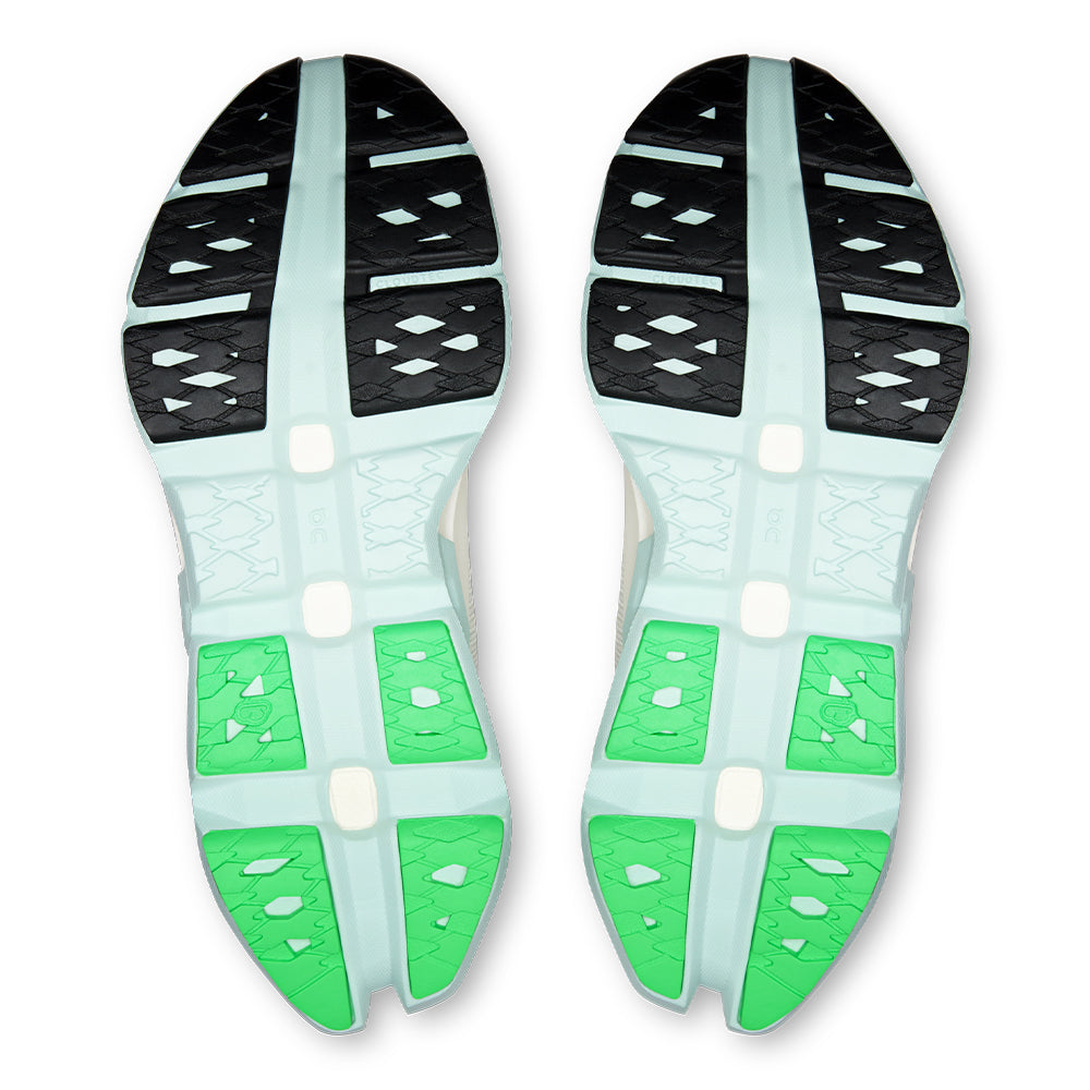 On Women's Cloudmonster 3 Hyper - BlackToe Running