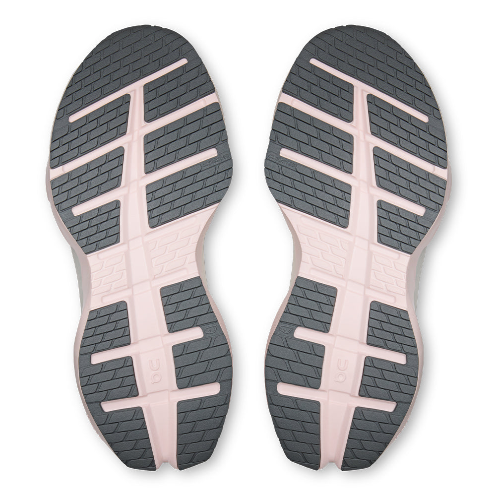On Women's Cloudrunner 3 Max - BlackToe Running#colour_white-salt