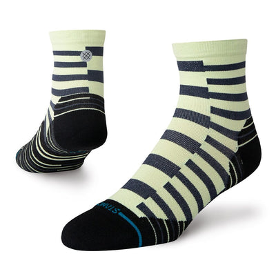 Stance Run Staggered Ultralight Cushion Quarter Socks - BlackToe Running#colour_black